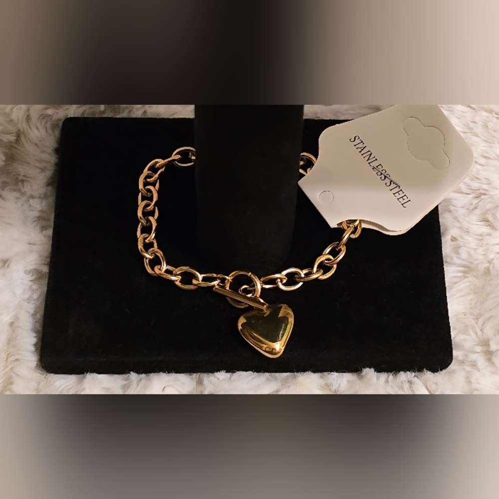 Stainless Steel Gold Overlay Toggle Bracelet with Heart Charm 6" NWT